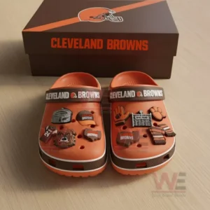 Cleveland Browns Crocs Crocband Clogs With Charms 9 cleveland browns nfl crocs clogs with charms img 4 1ZiYI