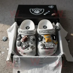 las vegas raiders crocs clogs with charms img 4 b4Eqn
