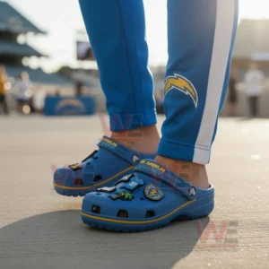 los angeles chargers nfl crocs clogs with charms img 4 07bE7