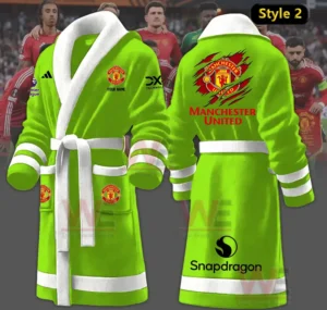 Manchester United Custom Bathrobe 10 Green Manchester United themed bathrobe in front of players in a stadium!