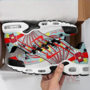 Snoopy Custom Name Air Max Plus TN Shoes 8 A pair of Snoopy-themed sneakers in a shoe box with colorful designs and a custom name tag.
