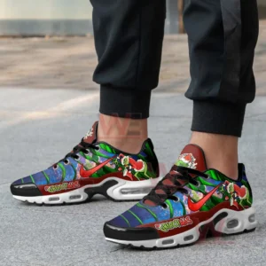 Grinchmas Air Max Plus Sneakers 9 grinchmas air max plus sneakers img 4 P1JDt