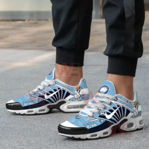 North Carolina Tar Heels Air Max Plus TN Shoes 7 Blue and navy Tar Heels shoes with mascot graphics worn by a person on pavement!