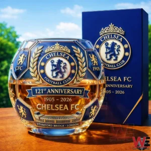Chelsea FC anniversary crystal glass with blue gold crest and presentation box!