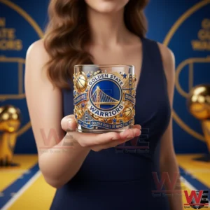 Person holding a Golden State Warriors whisky glass in front of a themed background!