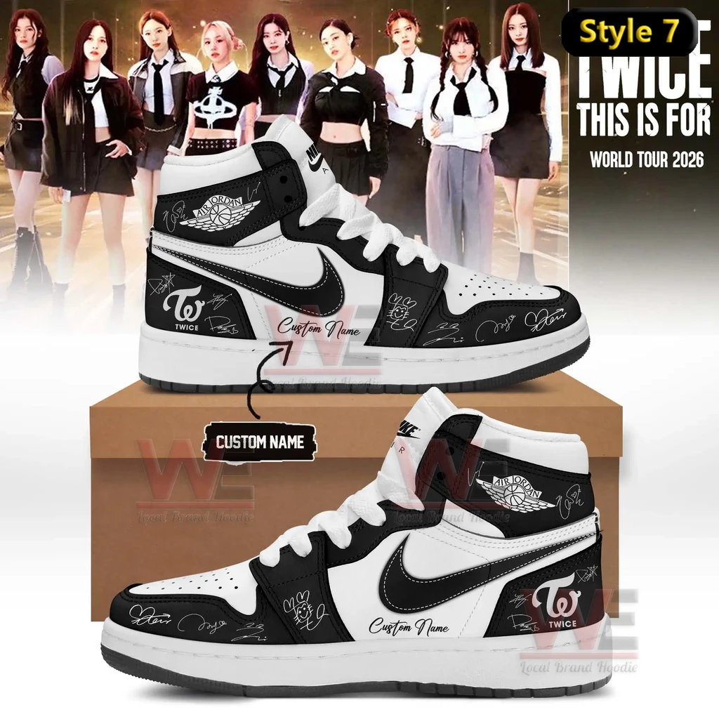 TWICE THIS IS FOR World Tour 2026 Limited Edition Signature  display picture 1