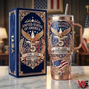 Patriotic tumbler and gift box celebrating the United States of America 250th anniversary with eagle and gold details!