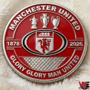 Silver Manchester United commemorative coin with club crest trophies and red enamel design!