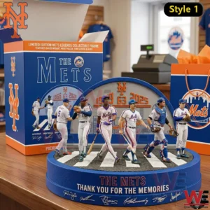 Five New York Mets player figures on a round display base with a Mets themed collectible box behind them!