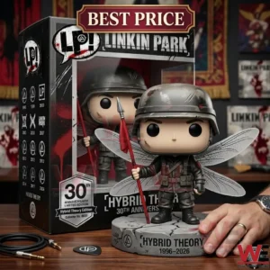 Collectible soldier figure with wings and flag on a stone base!