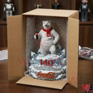 Coca-Cola 140th Anniversary Bear Mascot Acrylic Plaque 5 Coca-Cola 140th anniversary commemorative polar bear figure in shipping box