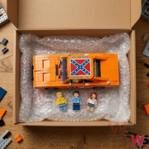 Custom building block set of the General Lee car from The Dukes of Hazzard.